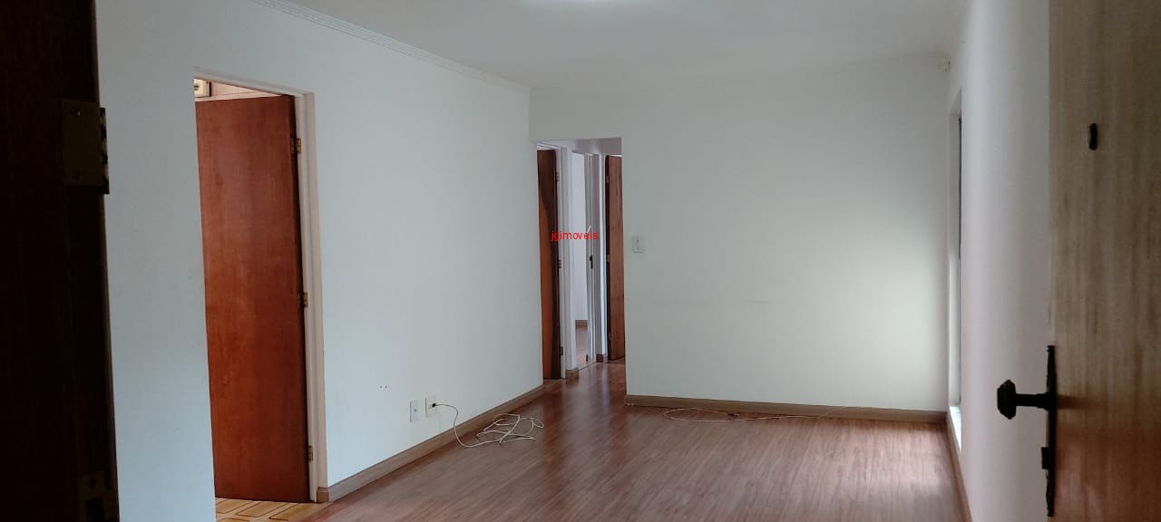 Apartamento à venda com 3 quartos, 75m² - Foto 1