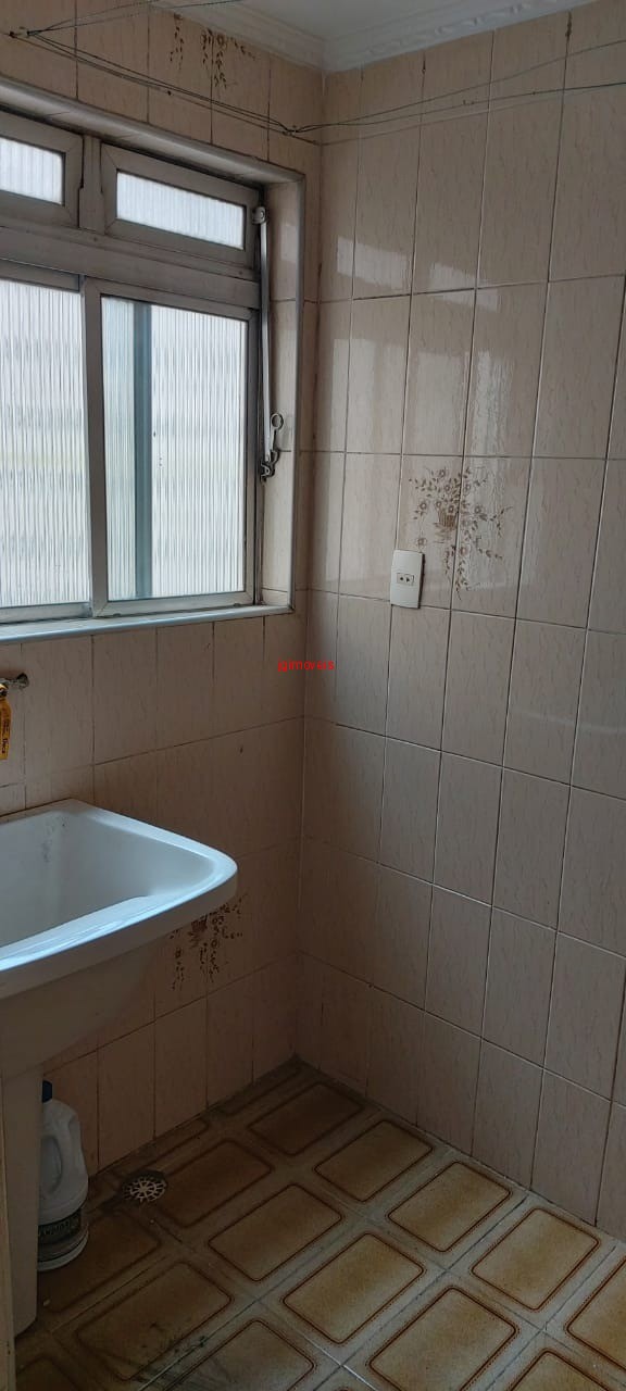 Apartamento à venda com 3 quartos, 75m² - Foto 3