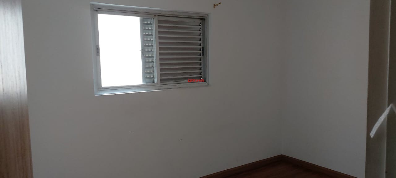 Apartamento à venda com 3 quartos, 75m² - Foto 7