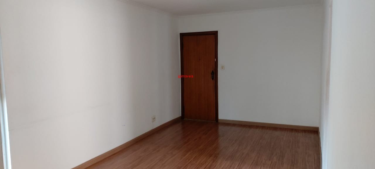 Apartamento à venda com 3 quartos, 75m² - Foto 9