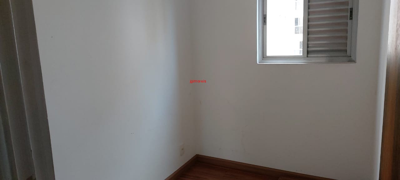 Apartamento à venda com 3 quartos, 75m² - Foto 13