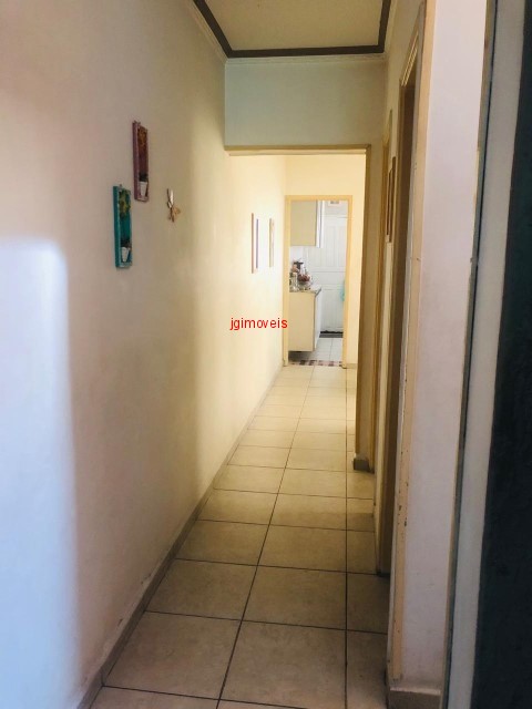 Casa à venda com 3 quartos, 195m² - Foto 8