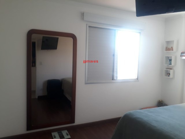 Apartamento à venda com 2 quartos, 62m² - Foto 23