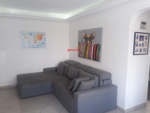 Apartamento à venda com 2 quartos, 62m² - Foto 3