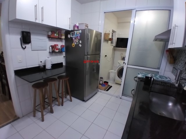 Apartamento à venda com 3 quartos, 84m² - Foto 9