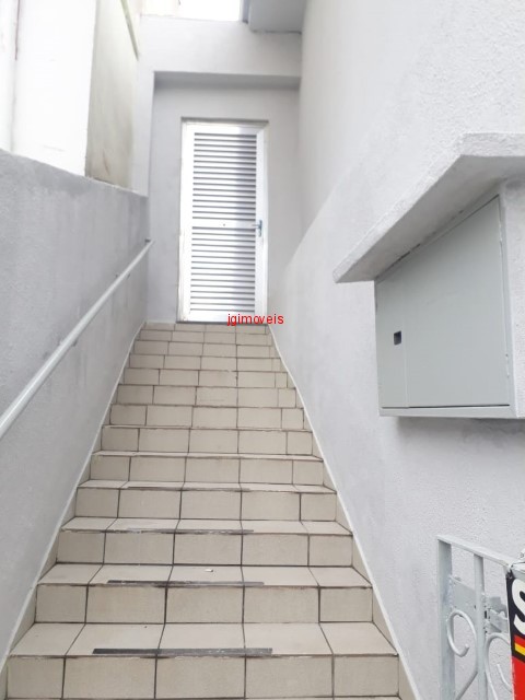 Casa à venda com 2 quartos, 180m² - Foto 13