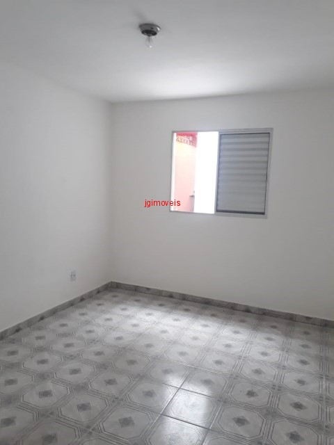 Casa à venda com 2 quartos, 180m² - Foto 7