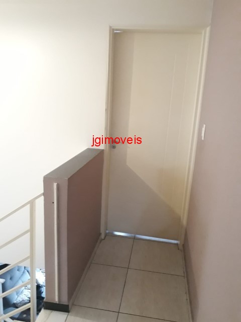 Casa à venda com 3 quartos, 200m² - Foto 29