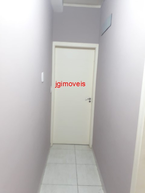 Casa à venda com 3 quartos, 200m² - Foto 47