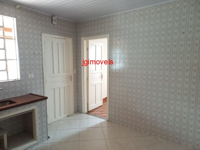 Casa à venda com 2 quartos, 70m² - Foto 8