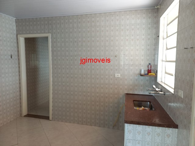 Casa à venda com 2 quartos, 70m² - Foto 6