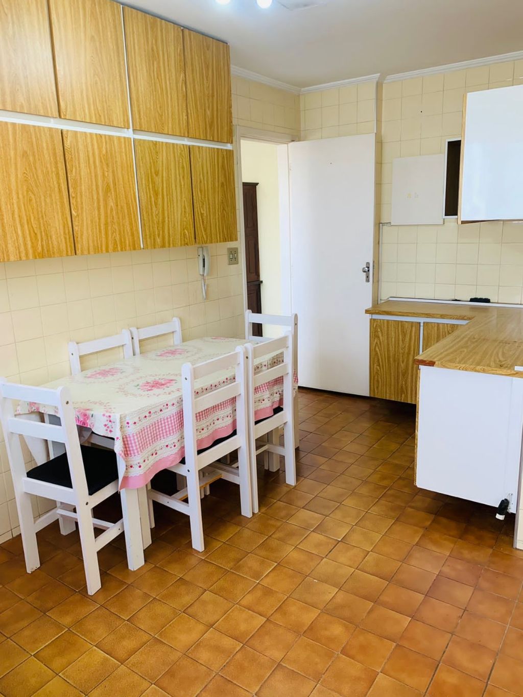 Apartamento à venda com 2 quartos, 60m² - Foto 3