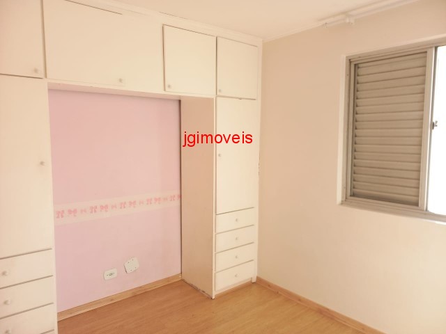 Apartamento à venda com 2 quartos, 64m² - Foto 20