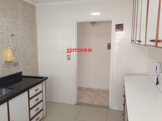 Apartamento à venda com 2 quartos, 64m² - Foto 7