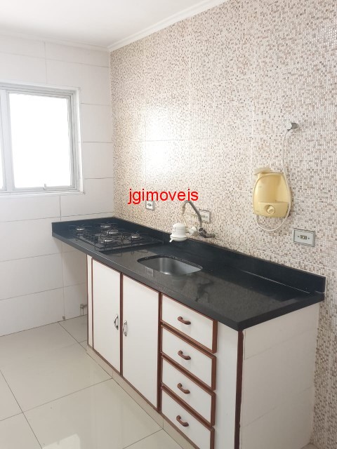 Apartamento à venda com 2 quartos, 64m² - Foto 10