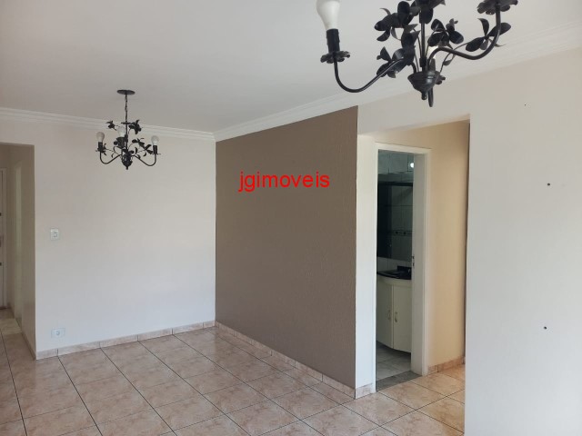 Apartamento à venda com 2 quartos, 64m² - Foto 6