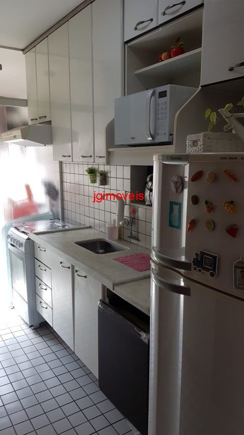 Apartamento à venda com 2 quartos, 45m² - Foto 10