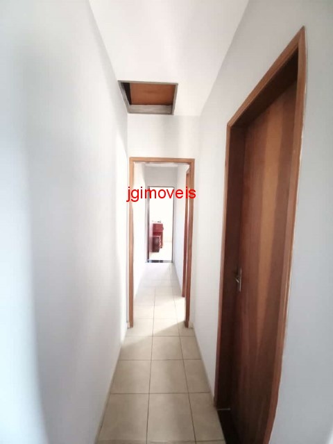 Casa à venda com 3 quartos, 200m² - Foto 13