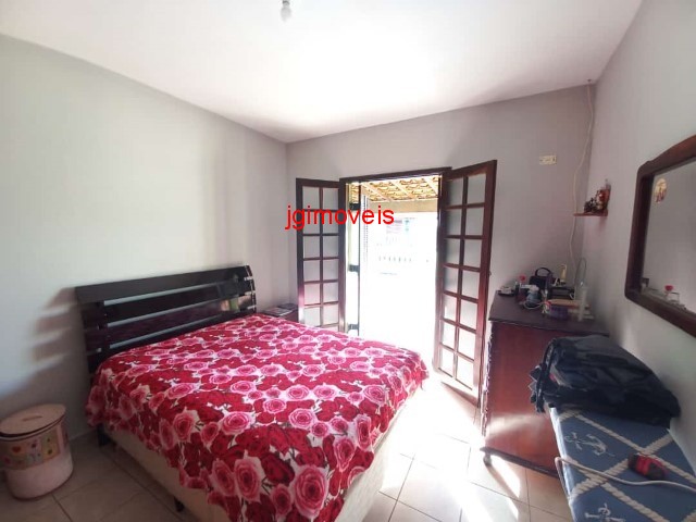 Casa à venda com 3 quartos, 200m² - Foto 14