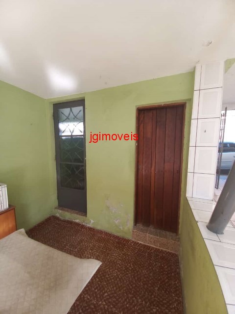 Casa à venda com 2 quartos, 150m² - Foto 17