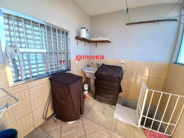 Casa à venda com 3 quartos, 200m² - Foto 26