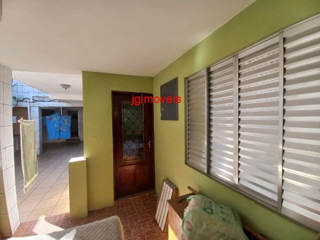 Casa à venda com 2 quartos, 150m² - Foto 14