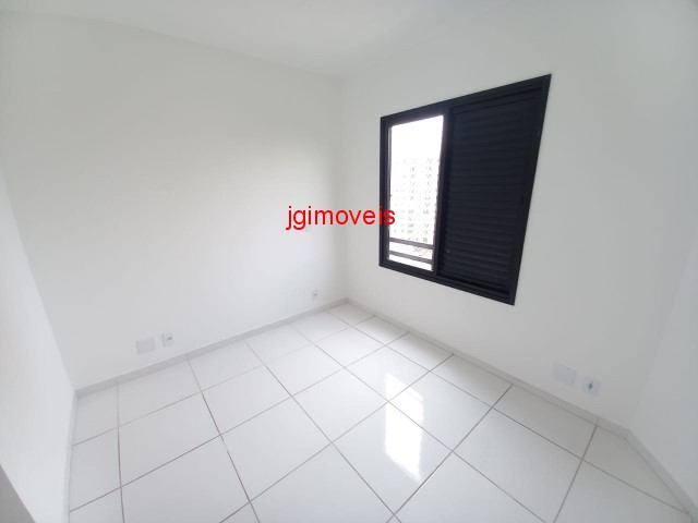 Apartamento à venda com 3 quartos, 73m² - Foto 28