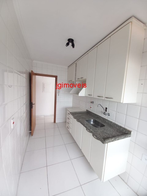 Apartamento à venda com 3 quartos, 73m² - Foto 11