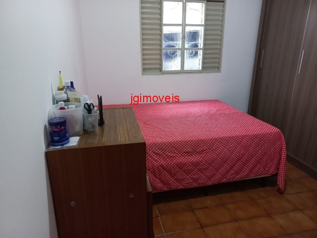 Casa à venda com 2 quartos, 120m² - Foto 8