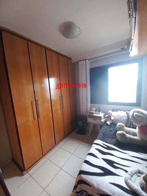 Apartamento à venda com 3 quartos, 89m² - Foto 17