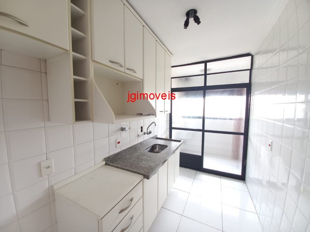 Apartamento à venda com 3 quartos, 73m² - Foto 10