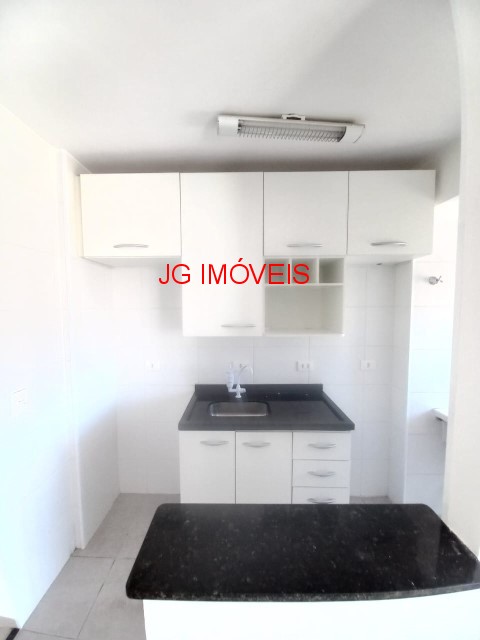 Apartamento à venda com 2 quartos, 53m² - Foto 3