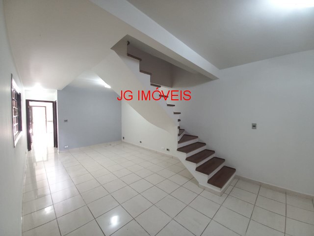 Casa à venda com 3 quartos, 178m² - Foto 9