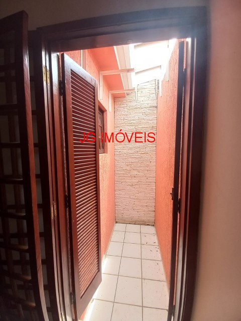 Casa à venda com 3 quartos, 178m² - Foto 18