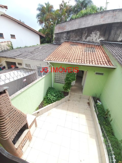 Casa à venda com 3 quartos, 178m² - Foto 17