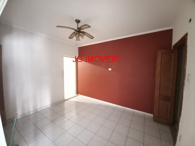 Casa à venda com 2 quartos, 80m² - Foto 10