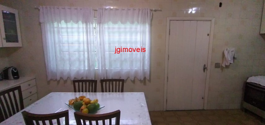 Casa à venda com 3 quartos, 150m² - Foto 3