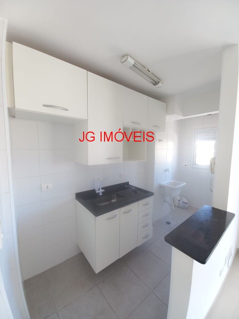 Apartamento à venda com 2 quartos, 53m² - Foto 4