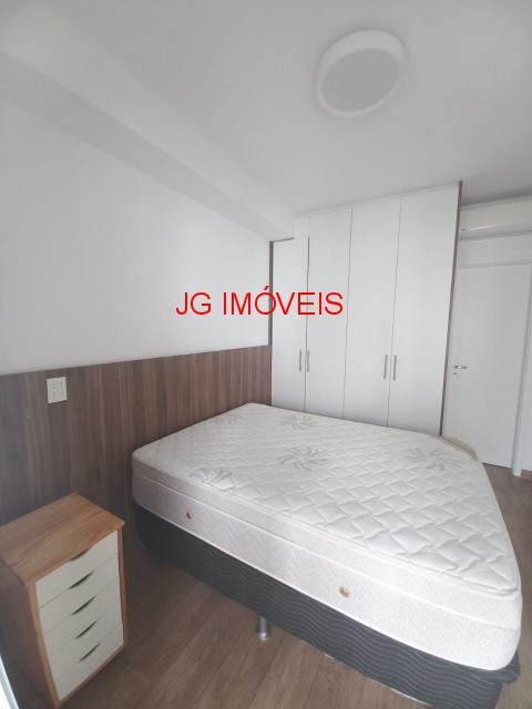 Apartamento para alugar com 1 quarto, 49m² - Foto 14