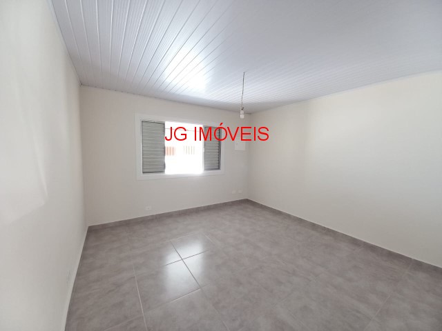 Casa à venda com 2 quartos, 81m² - Foto 12