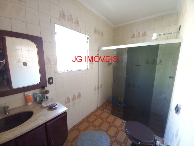 Casa à venda com 6 quartos, 150m² - Foto 27