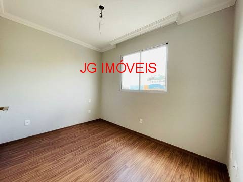 Apartamento à venda com 2 quartos, 60m² - Foto 11