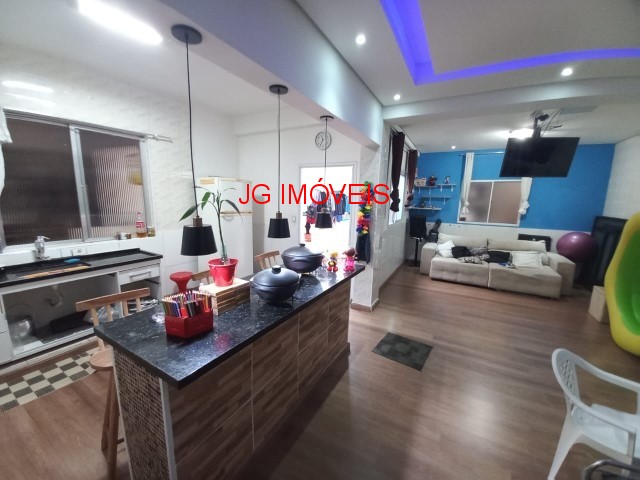 Casa à venda com 6 quartos, 150m² - Foto 13