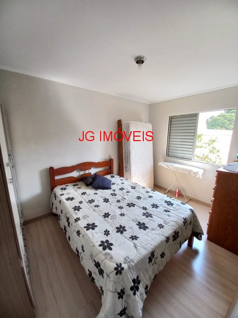 Apartamento à venda com 2 quartos, 62m² - Foto 13