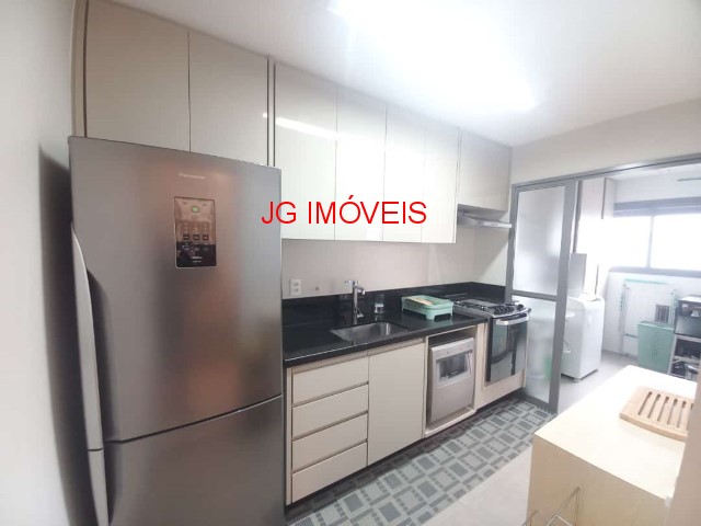 Apartamento à venda com 2 quartos, 90m² - Foto 11