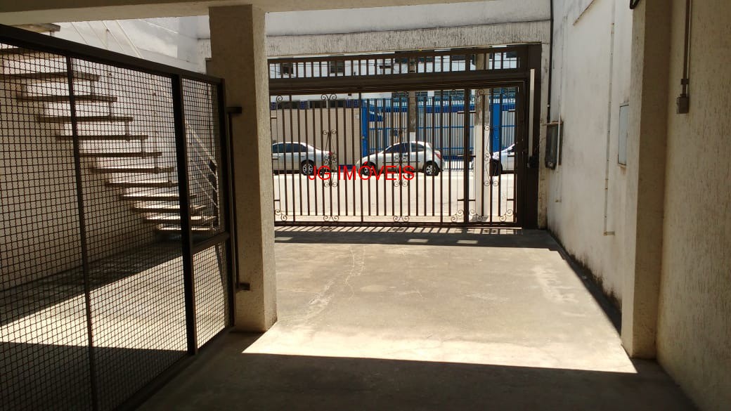 Prédio Inteiro à venda com 3 quartos, 200m² - Foto 12