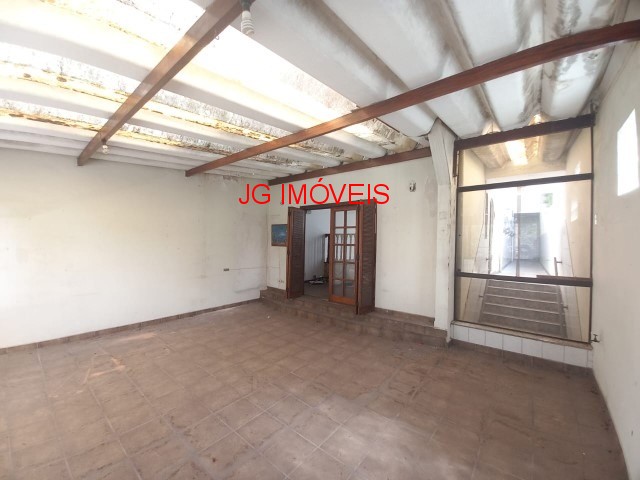 Casa à venda com 4 quartos, 100m² - Foto 5