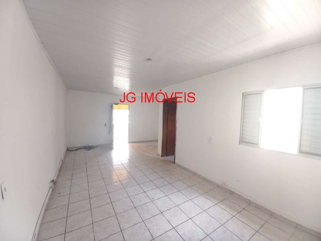 Casa à venda com 2 quartos, 90m² - Foto 14