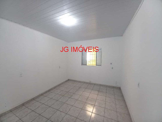 Casa à venda com 2 quartos, 90m² - Foto 16