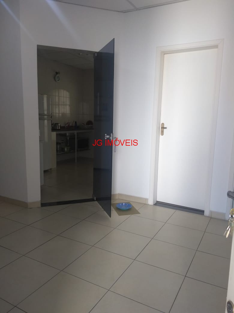 Prédio Inteiro à venda com 3 quartos, 200m² - Foto 4